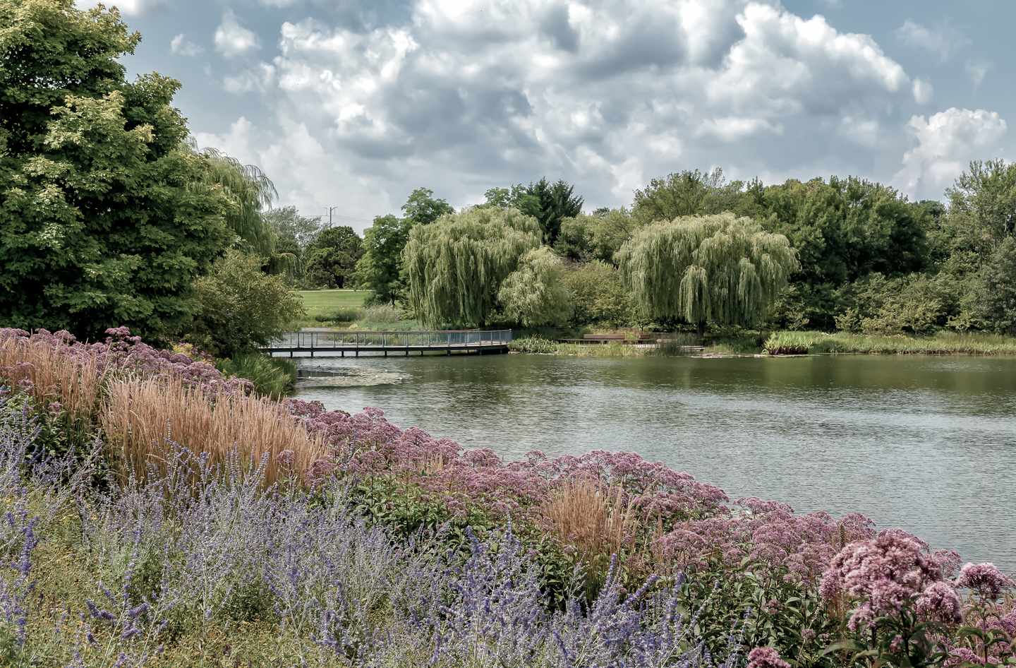 usa-illinois-chicago-glencoe-chicago-botanic-garden-g-1085072014.jpg