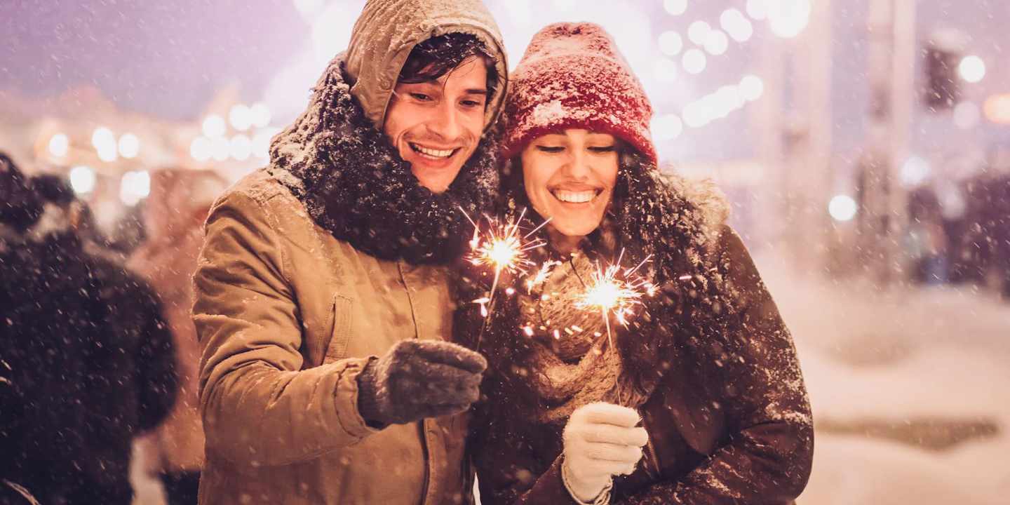 paar-silvester-wunderkerzen-g-1191634482.jpg