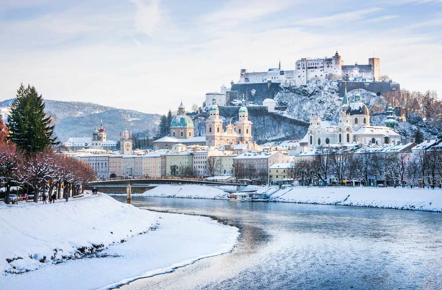 oesterreich-salzburg-salzach-winter-g-527396541.jpg