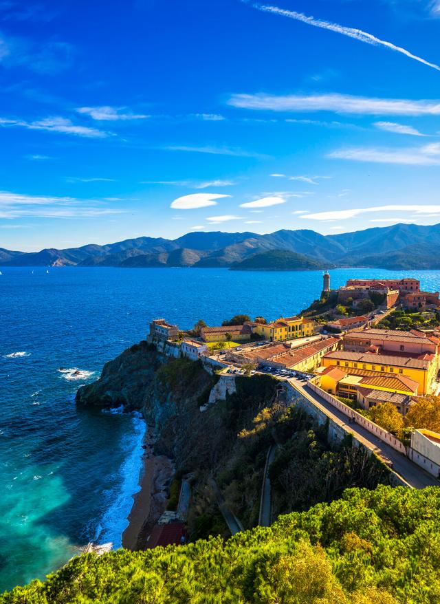 Elbas Sehenswürdigkeiten italien-toskana-elba-portoferraio-panorama-klein-g-502162530.jpg