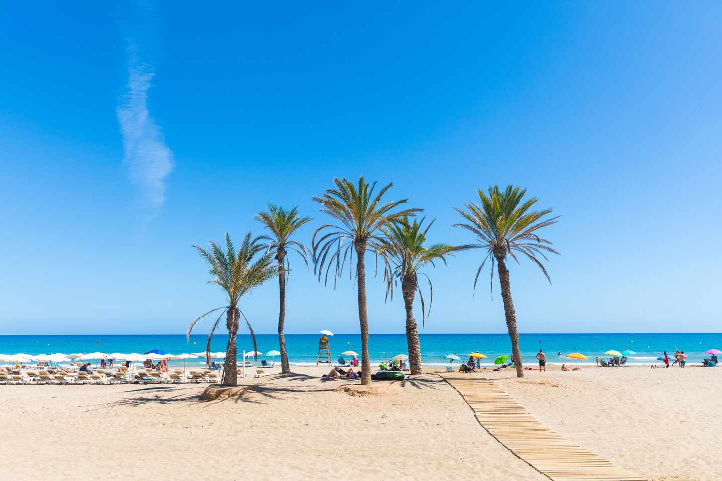 spanien-costa-blanca-strand-klein-g-950371582.jpg