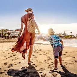 familie-spanien-kanaren-teneriffa-g-1311147632.jpg