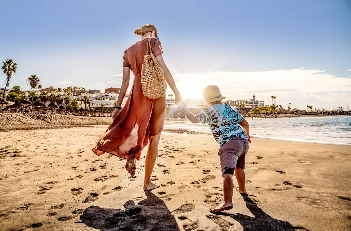bltd5a01dfbb26ca111-familie-spanien-kanaren-teneriffa-g-1311147632.jpg familie-spanien-kanaren-teneriffa-g-1311147632.jpg