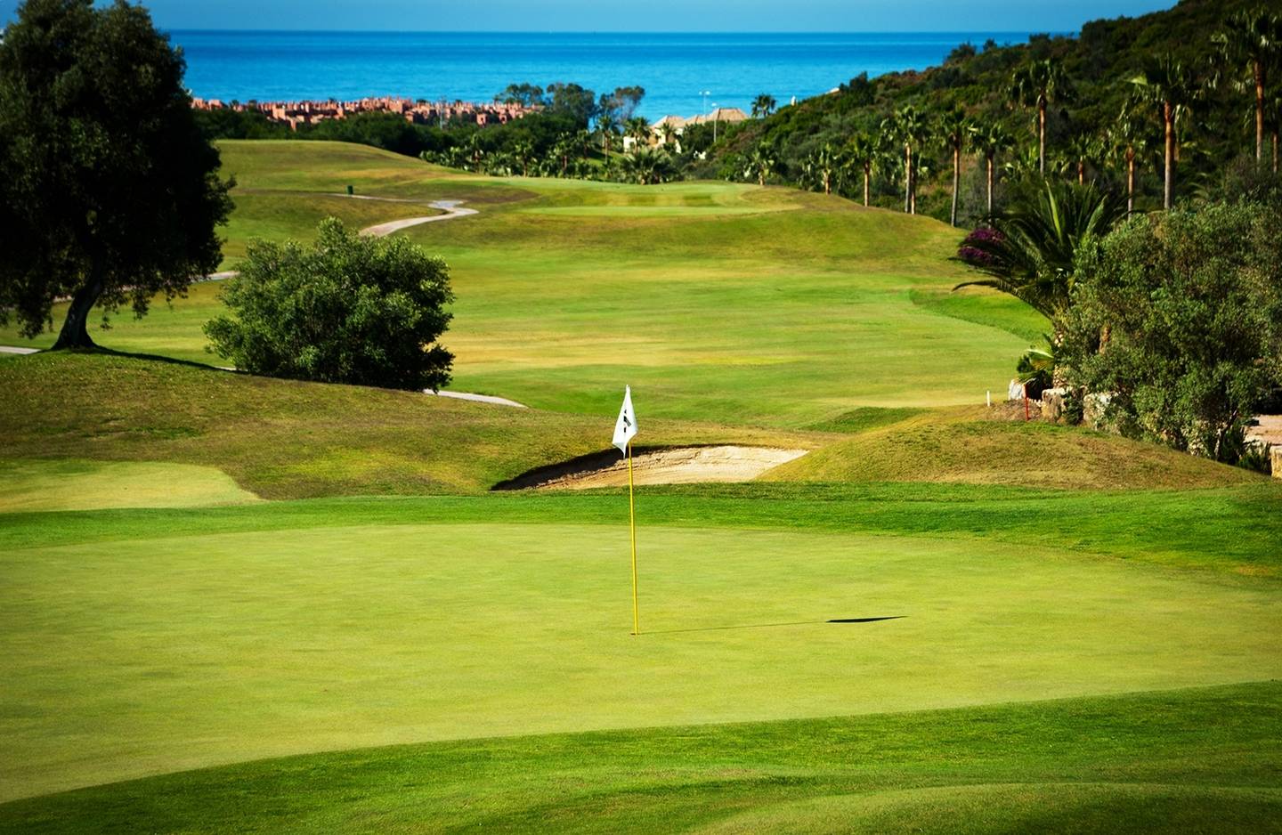 golfreisen-andalusien-golfplatz-costa-del-sol-g-181077828.jpg