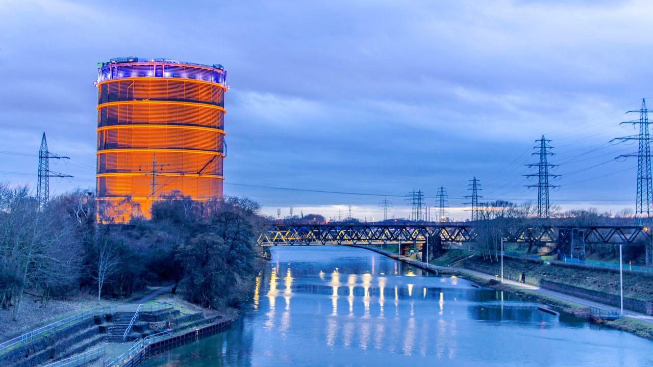 oberhausen-gasometer-t-475337469.jpg