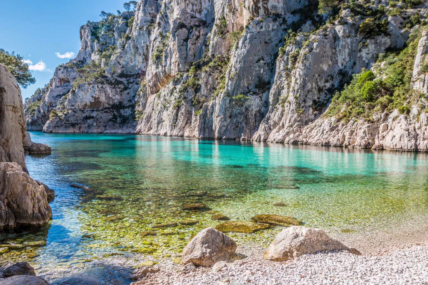 frankreich-cote-d-azur-calanques-klein-g-895520424.jpg