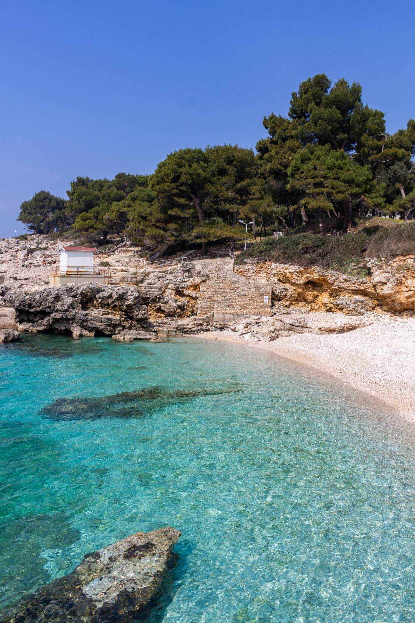 Strand von Pula 