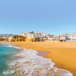portugal-algarve-albufeira-strand-stadt-g-949168300-lp.jpg