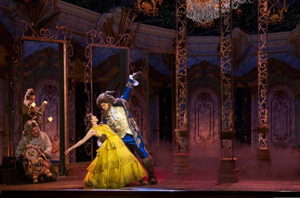 disney-cruise-line-show-f.jpg