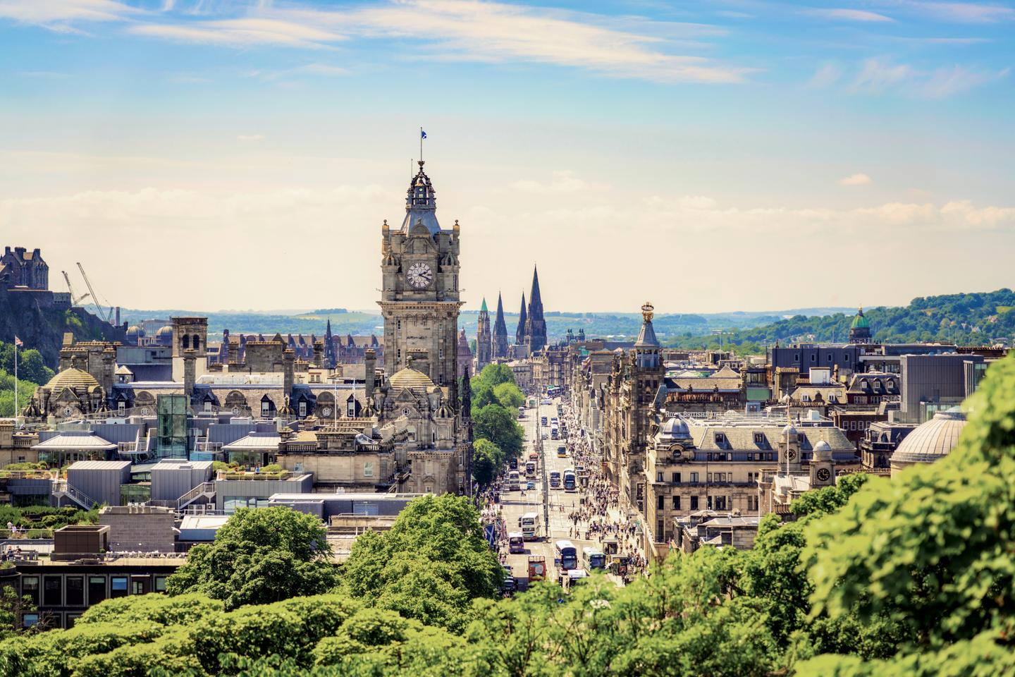 Blick aufs Zentrum von Edinburgh
