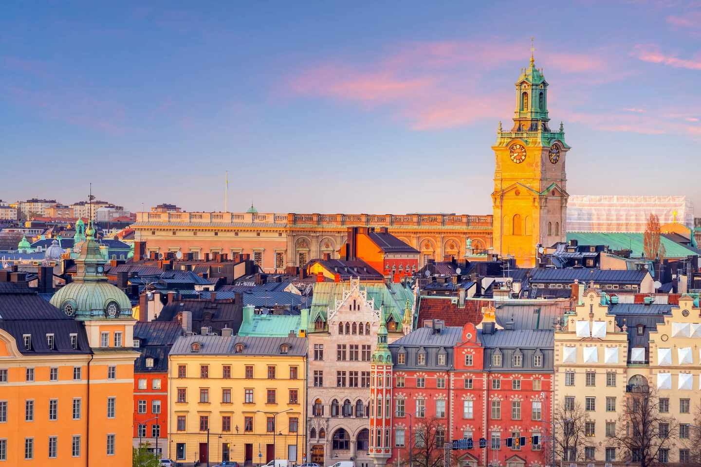 schweden-stockholm-skyline-altstadt-g-1314099041.jpg