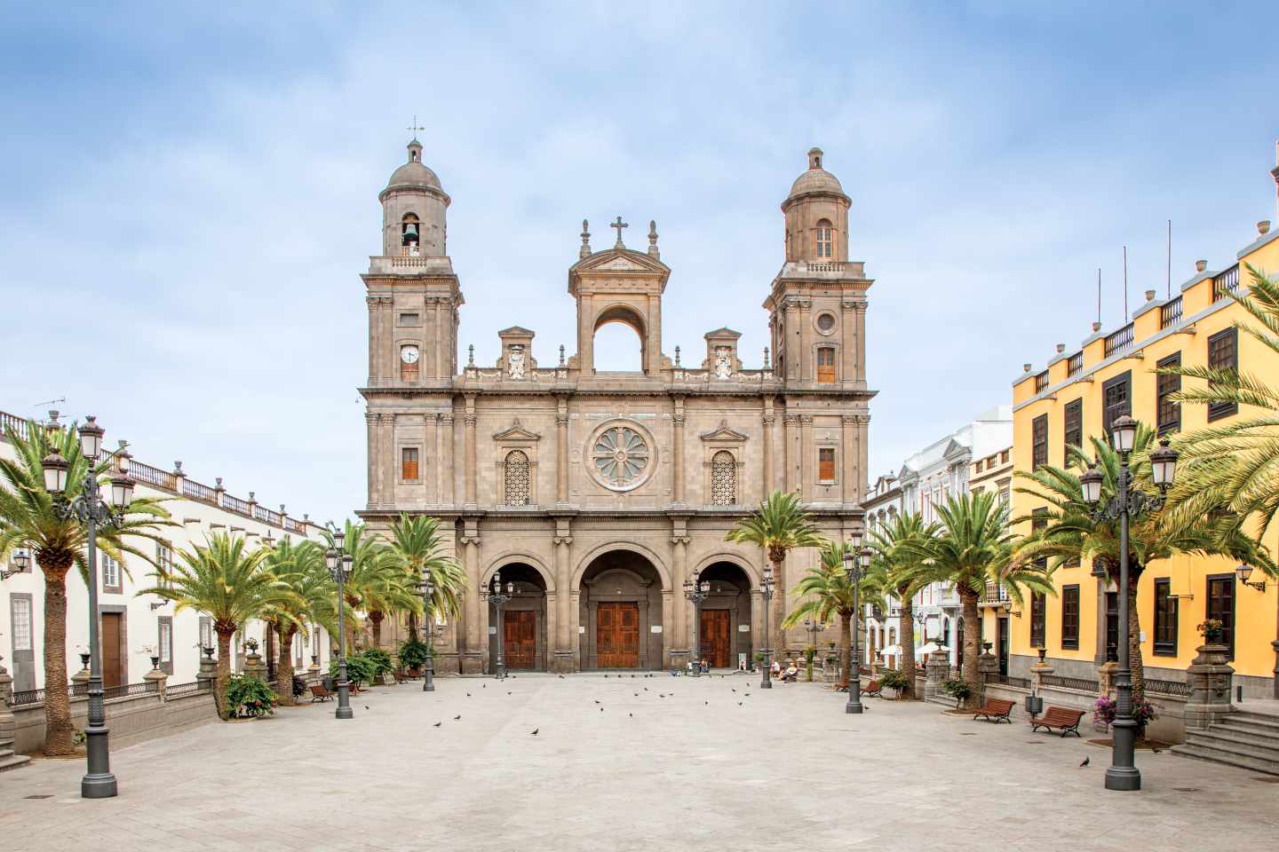 spanien-kanaren-gran-kanaria-kathedrale-santa-ana-g-869447784.jpg