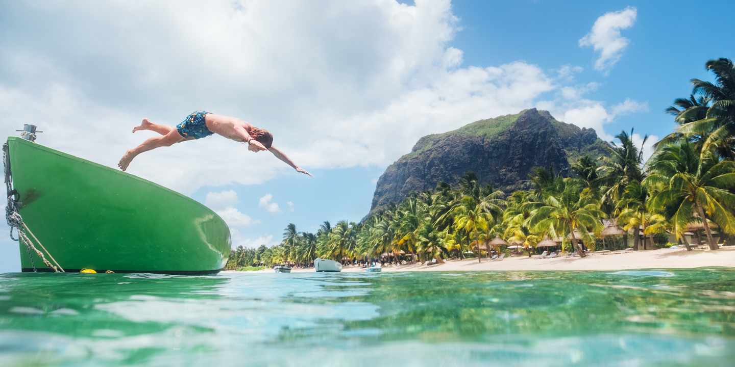 mauritius-le-morne-brabant-meer-boot-g-1554309828.jpg