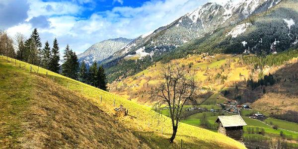Bad_Hofgastein_Berglandschaft_GettyImages-944614248.jpg