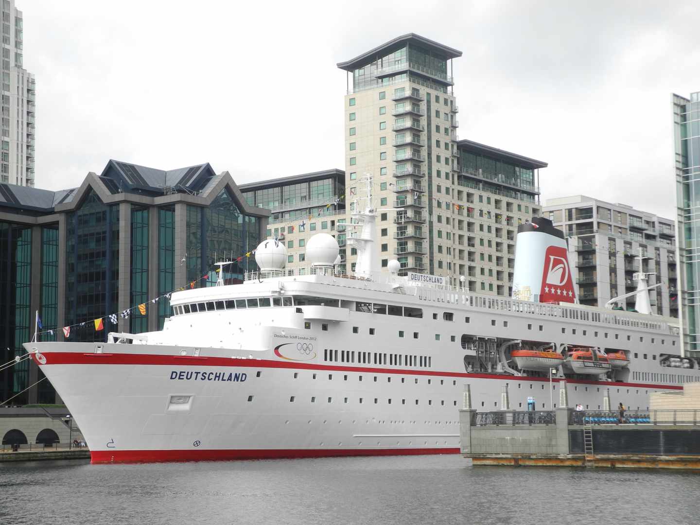 olympia-deutsches-schiff-london-f.jpg