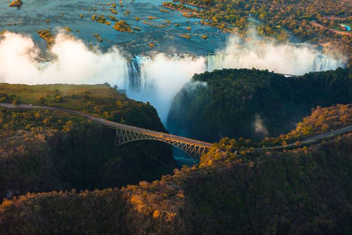 bltf169be876167a6a7-sambia-victoria-falls-bruecke-landschaft-g-158354502.jpg sambia-victoria-falls-bruecke-landschaft-g-158354502.jpg