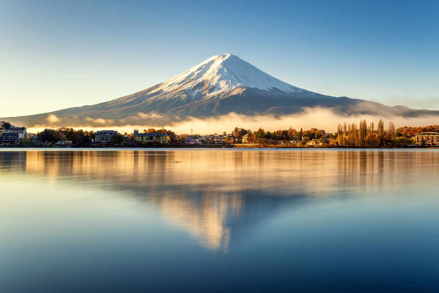 japan-mount-fuji-t-535348927.jpg