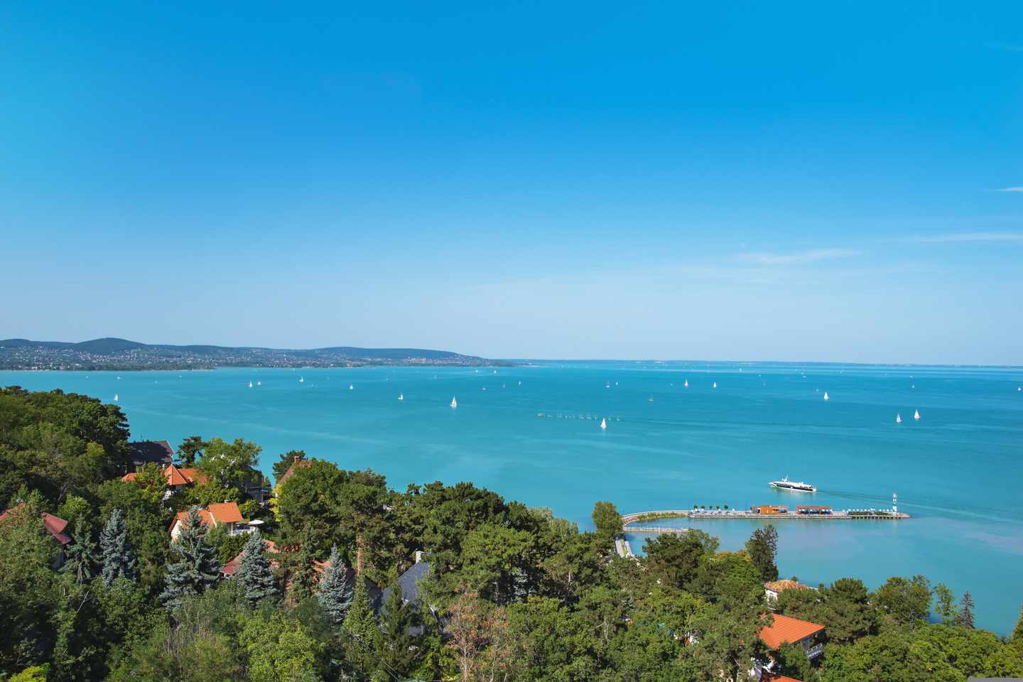 ungarn-balaton-panorama-klein-g-873813696.jpg