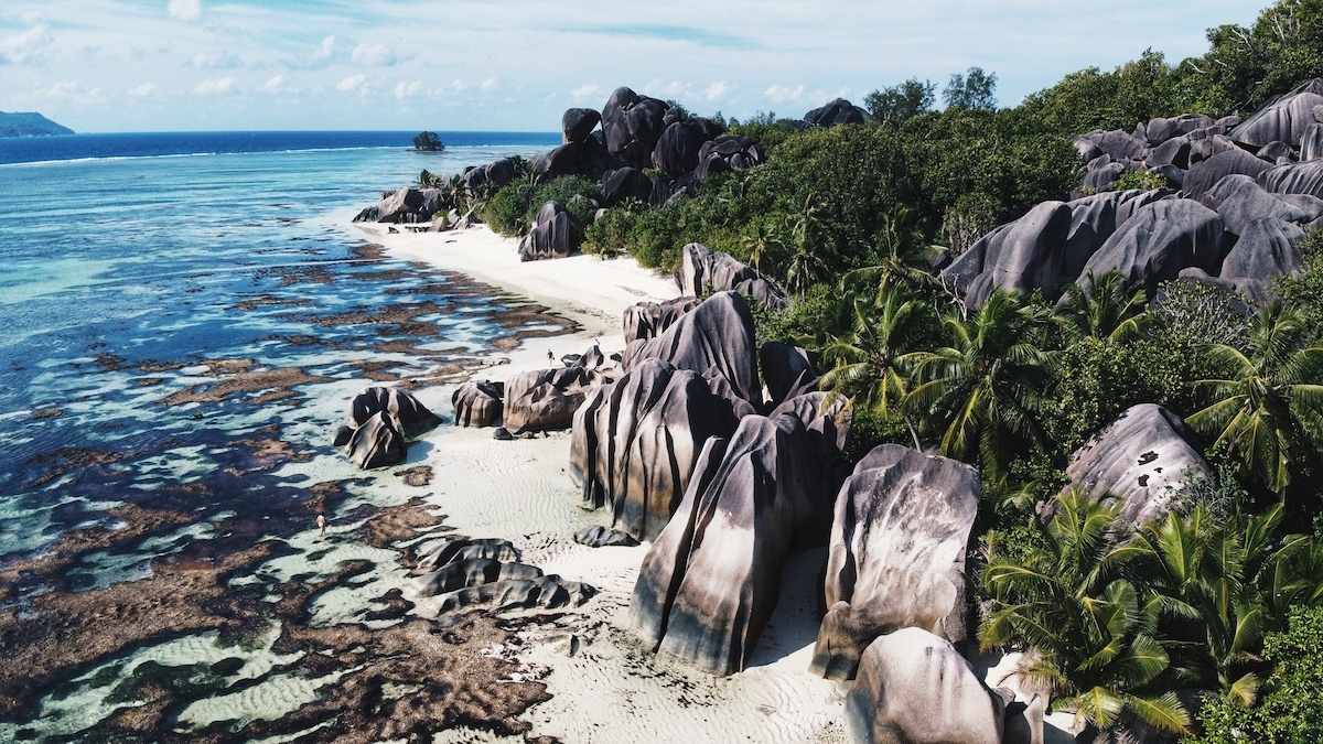 2_1_seychellen_ladigue_ansesourcedargent_dertour.jpg