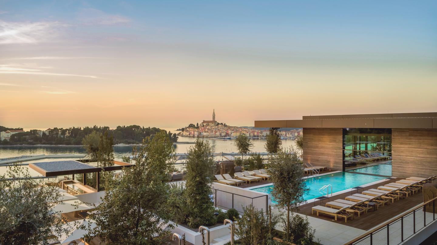 bltbb5762a112240832-kroatien-istrien-rovinj-grand_park_hotel-pool-cmi-_DER1328346.jpg kroatien-istrien-rovinj-grand_park_hotel-pool-cmi-_DER1328346.jpg