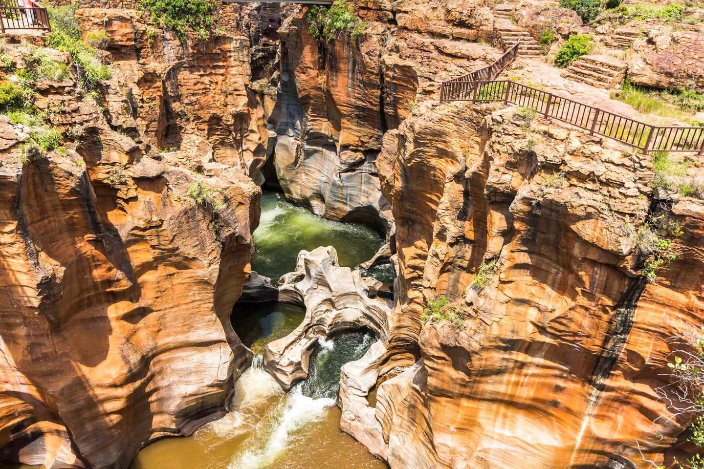 bltafb328914df1a322-suedafrika-bourksluckpotholes-g-685616116.jpg Südafrika Highlights