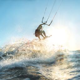 tunesien-surfer-klein-g-519130524.jpg