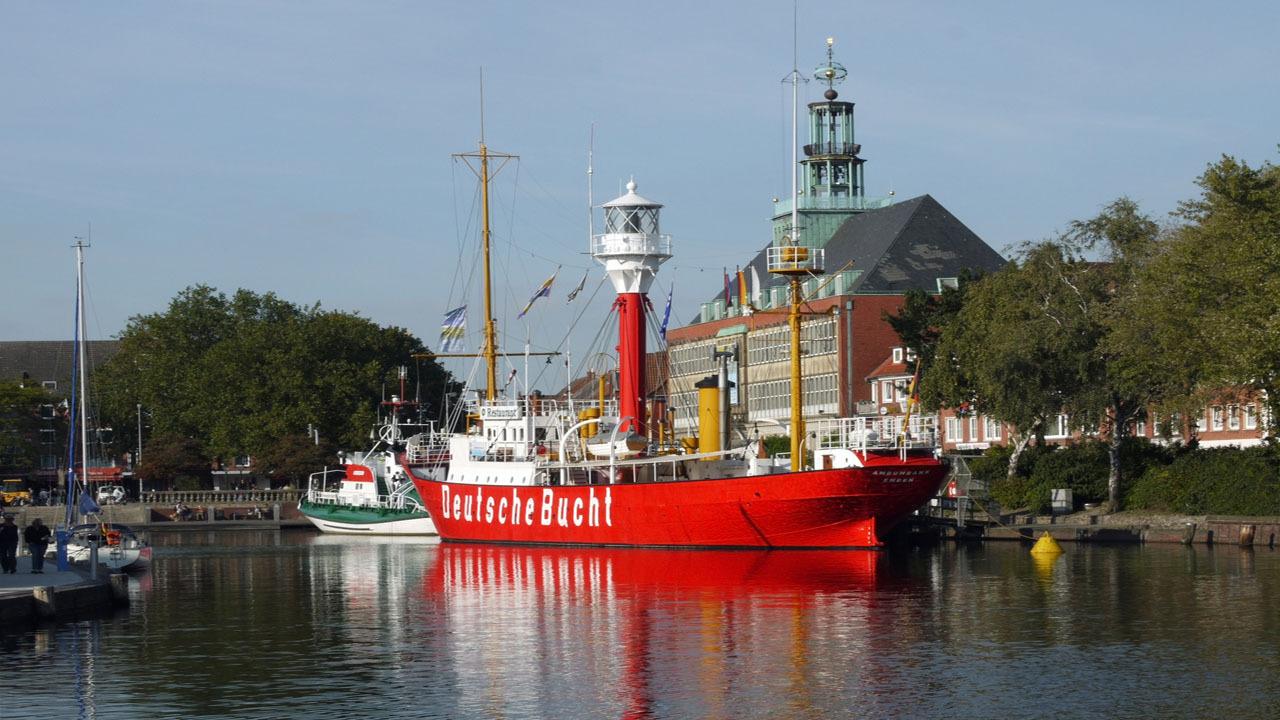emden-hafen-feuerschiff-t-126875562.jpg