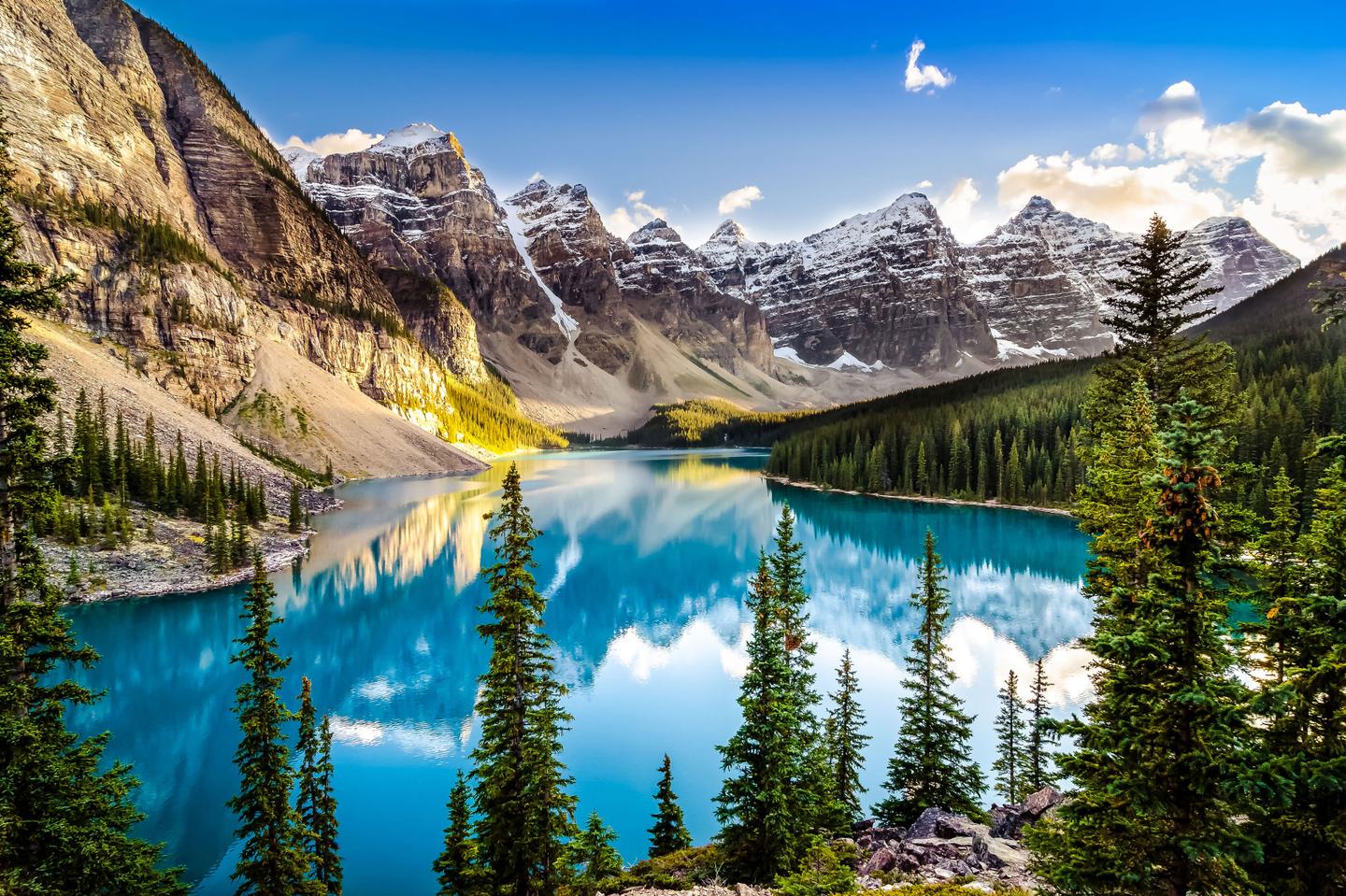 kanada_alberta_moraine-lake-t-514773355.jpg