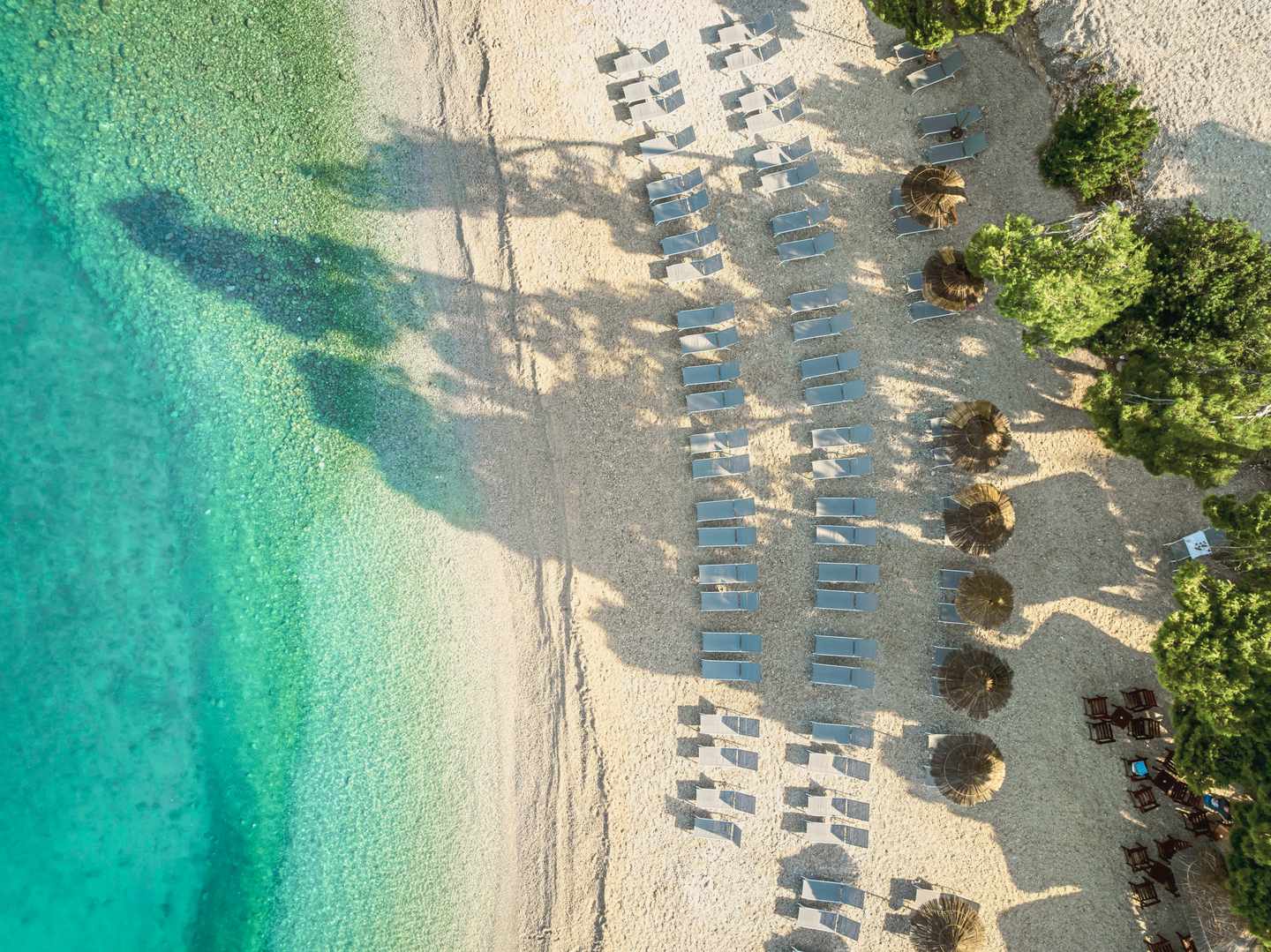 bltfe962a2bec4f6dd2-kroatien-dalmatien-aminess_khalani_beach_hotel-strand_luftbild-cmi-DER1478911.jpg Schönste Hotels Kroatien, Aminess Khalani Beach Hotel Luftbild vom Strand