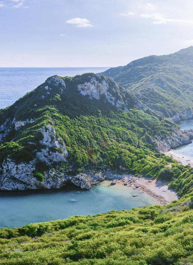 griechenland-corfu-agios-stefanos-951340386.jpg