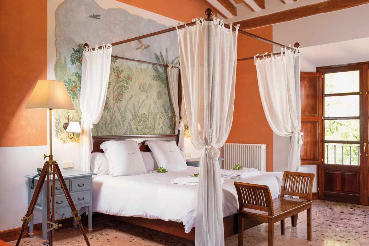 blt49404b0e5c66d86d-DER_ATC_PMI14028B_S23_5.jpg Schlafzimmer im mediterranen Stil