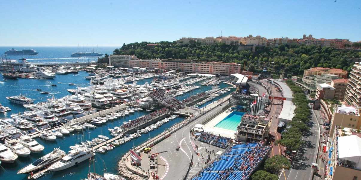 F1-monaco-blick-bucht-steve-domenjoz.jpeg