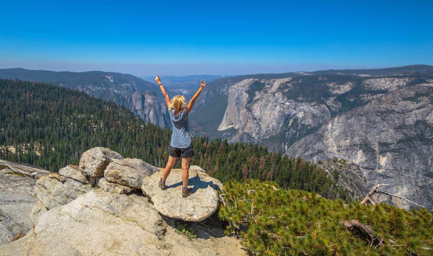 usa-yosemite-nationalpark-aussicht-wandern-g-692485962.jpg