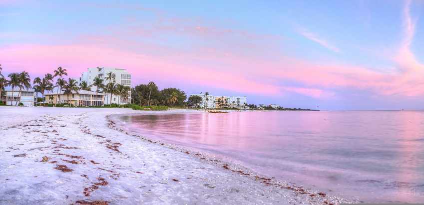 miami-lowdermilk-beach-g-972908780.jpg