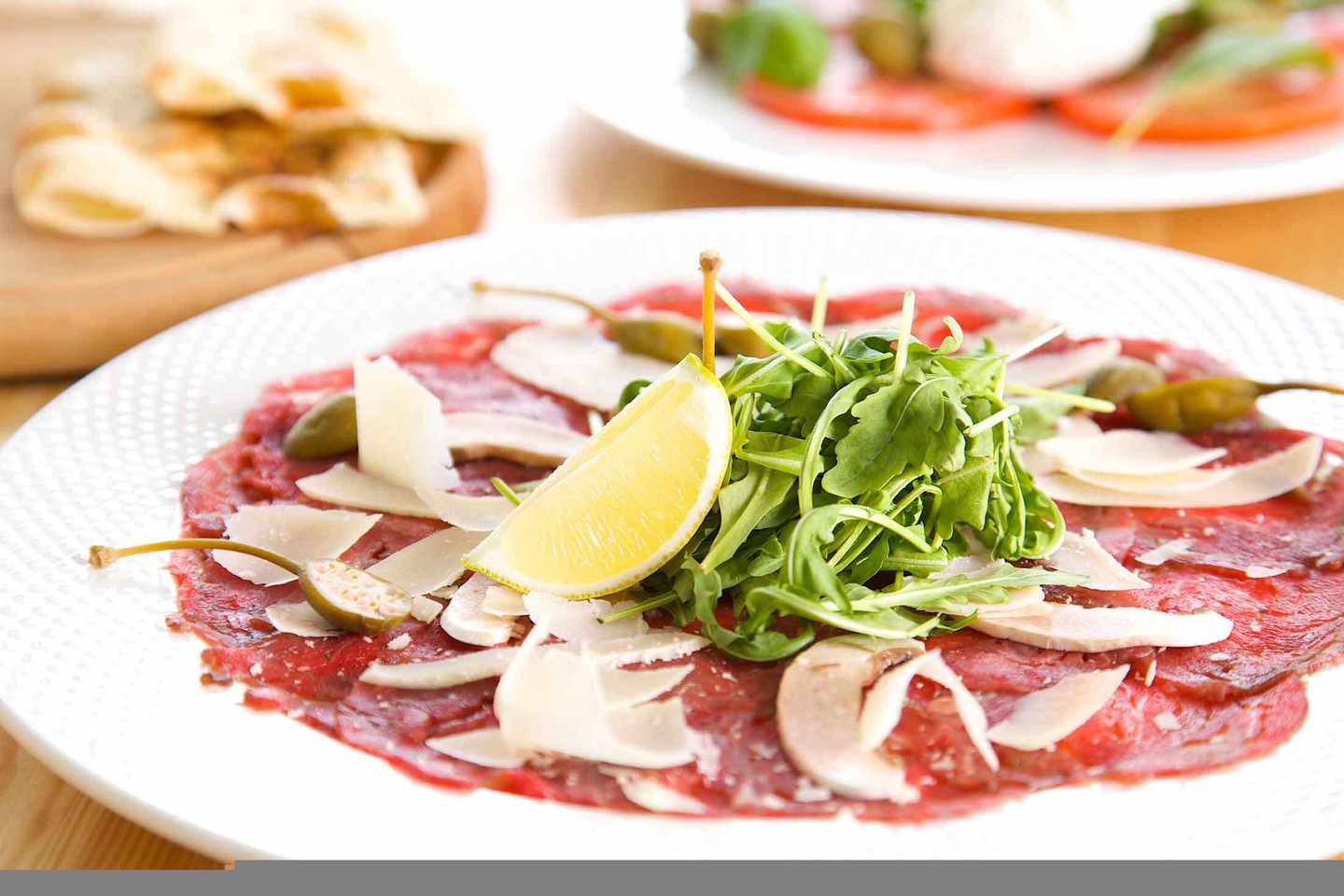 Essen-Carpaccio-t-530603353.jpg