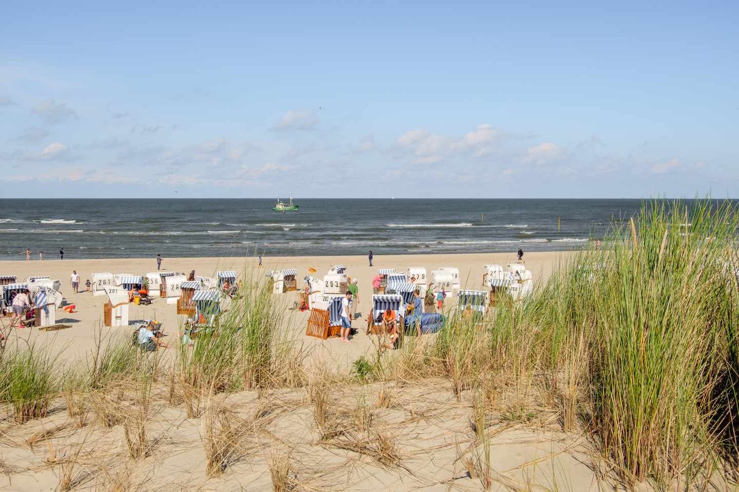 deutschland-nordsee-spiekeroog-strand-gs-849490622.jpg