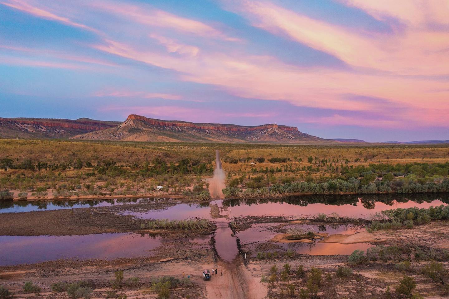 blt20d62e55bd7f4b17-KEY_VISUAL_-_Pentecost_River_Crossing_Gibb_River_Road.jpg australien-westaustralien-kooljaman-at-cape-leveque-f.jpg
