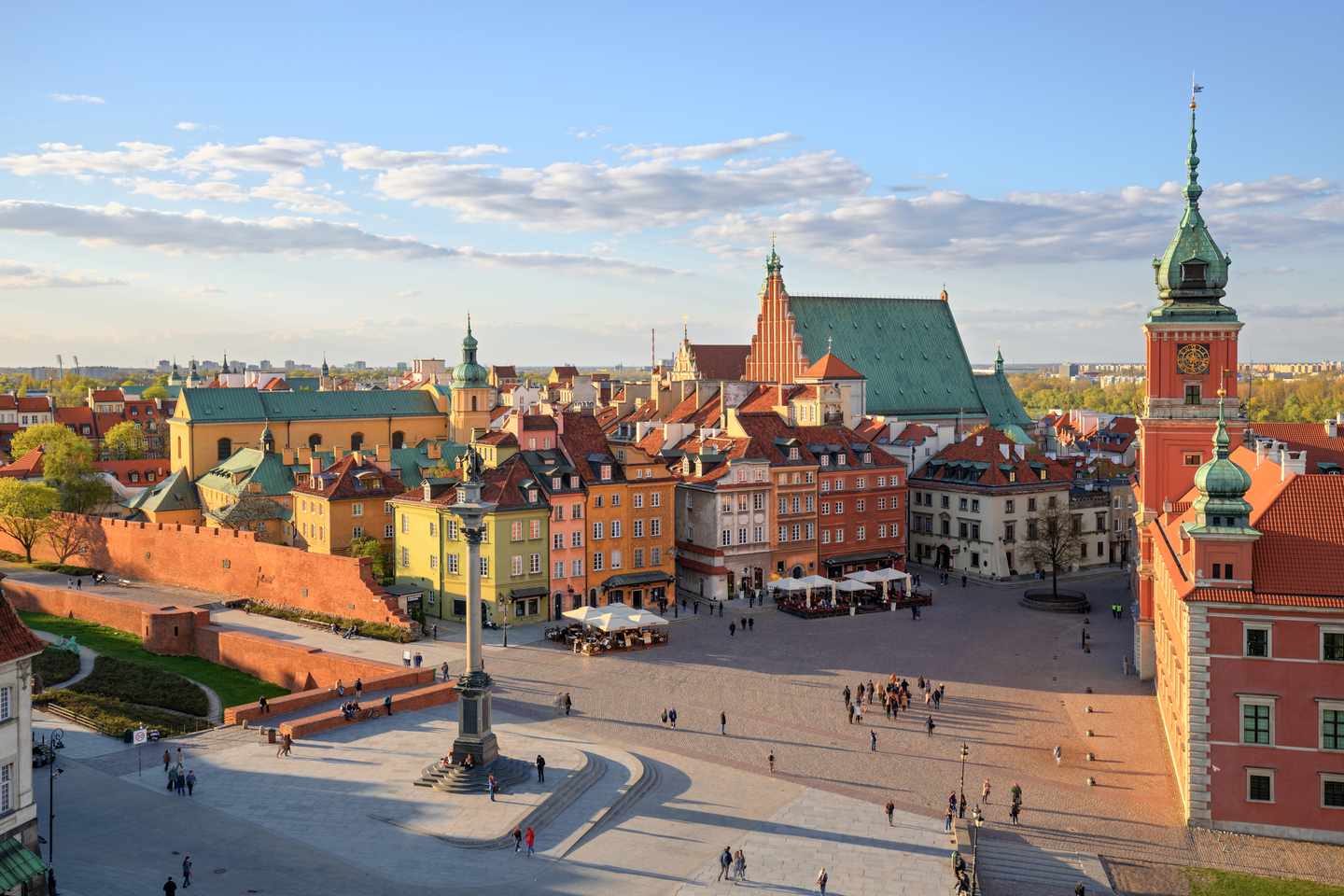 polen-warschau-luftbild-der-altstadt-g-871212564.jpg