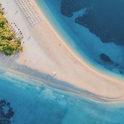 kroatien-dalmatien-brac-luftaufnahme_Strand_Zlatni-g-1467985834.jpg