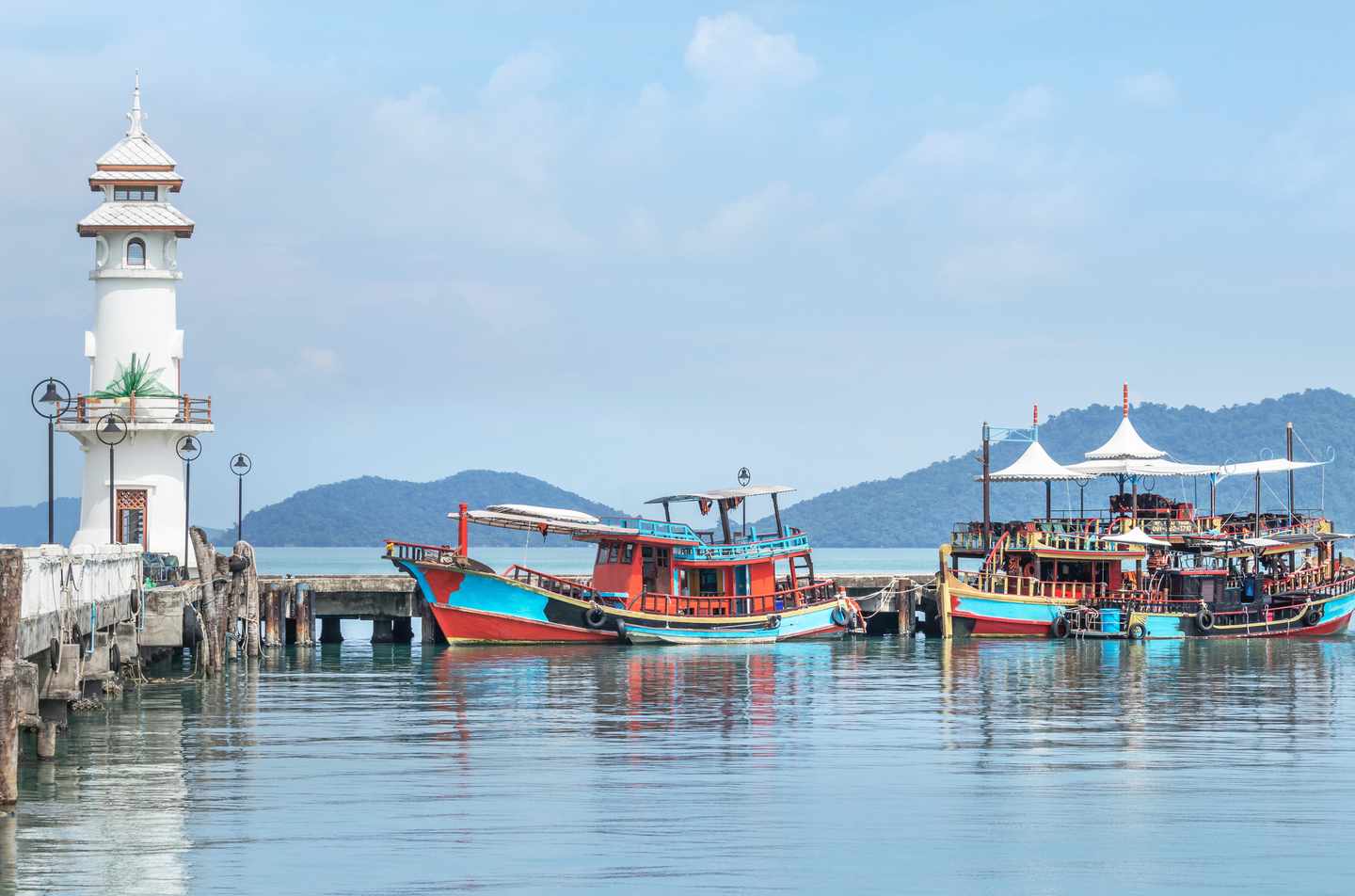 thailand-koh-chang-fischerdorf-bang-bao-t-962579910.jpg