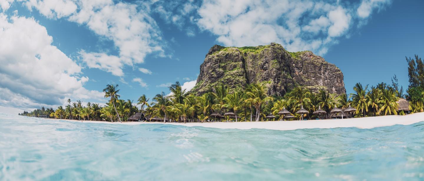 mauritius-le-morne-strand-g.jpg