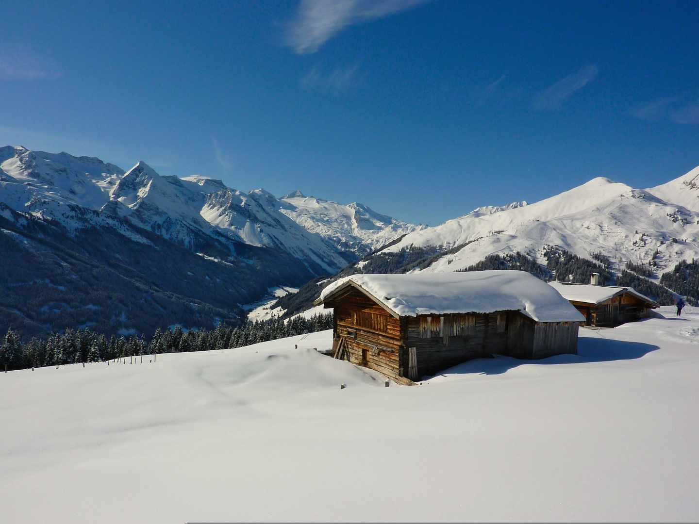 oesterreich-alpen-skihuette-g-158458760.jpg