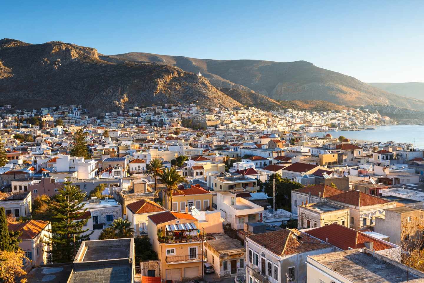 griechenland-kos-stadt-kalymnos-g-902128874.jpg