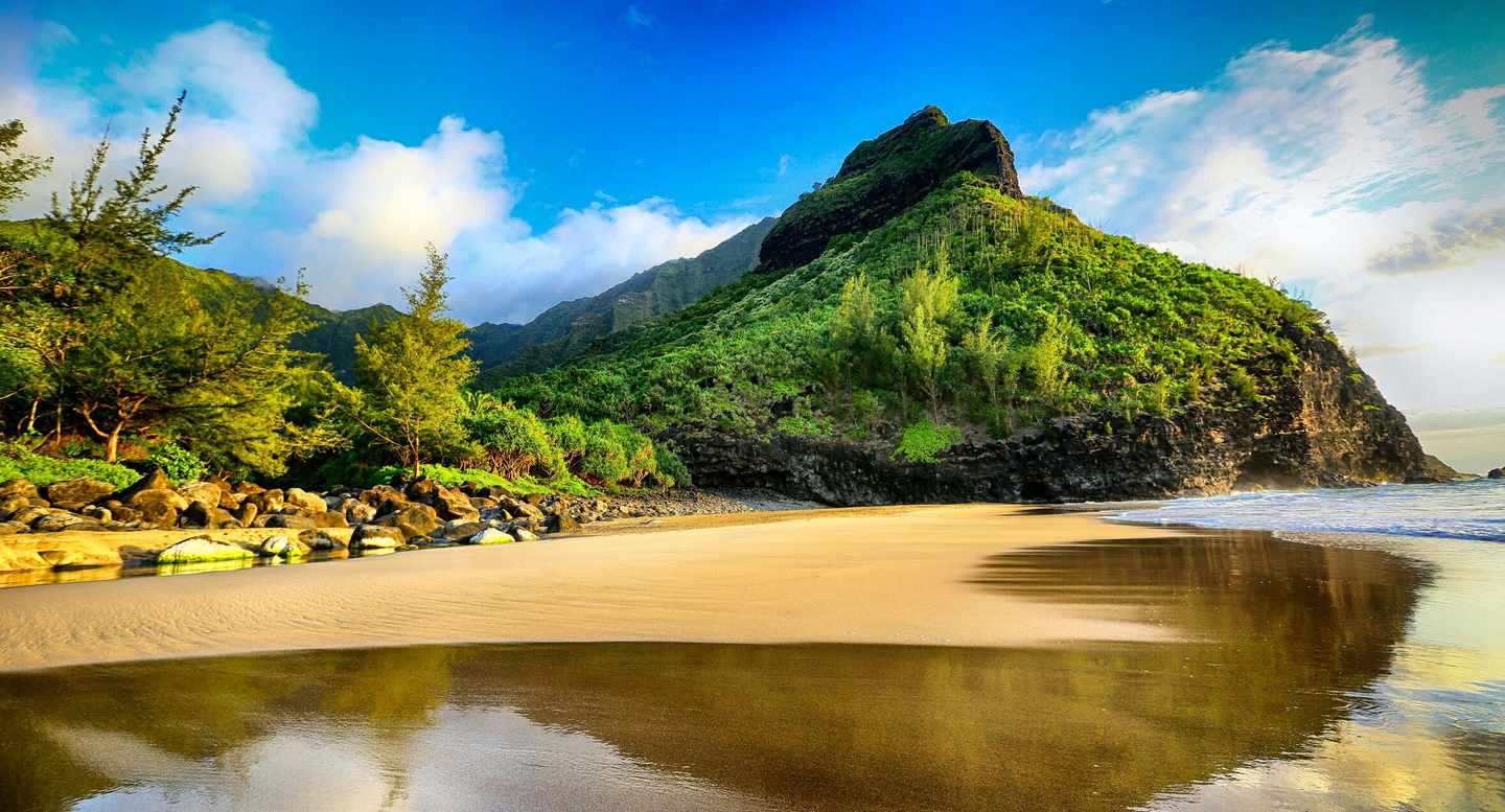 hawaii-strand-t--470816054.jpg
