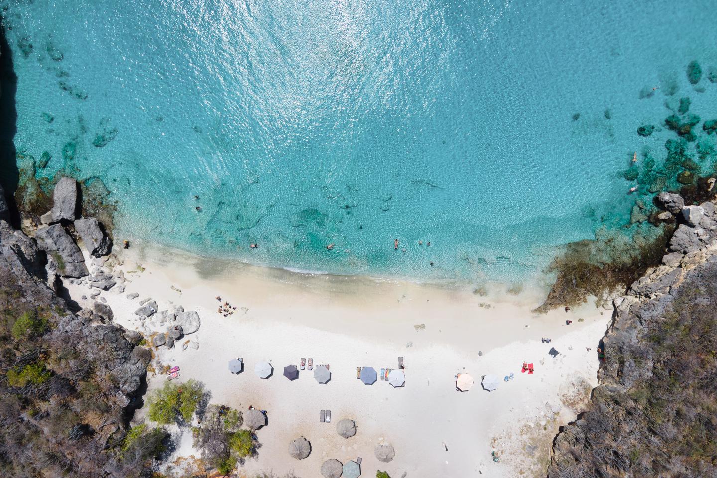 karibik-curacao-strand-kleine-knip-g1395092167.jpg
