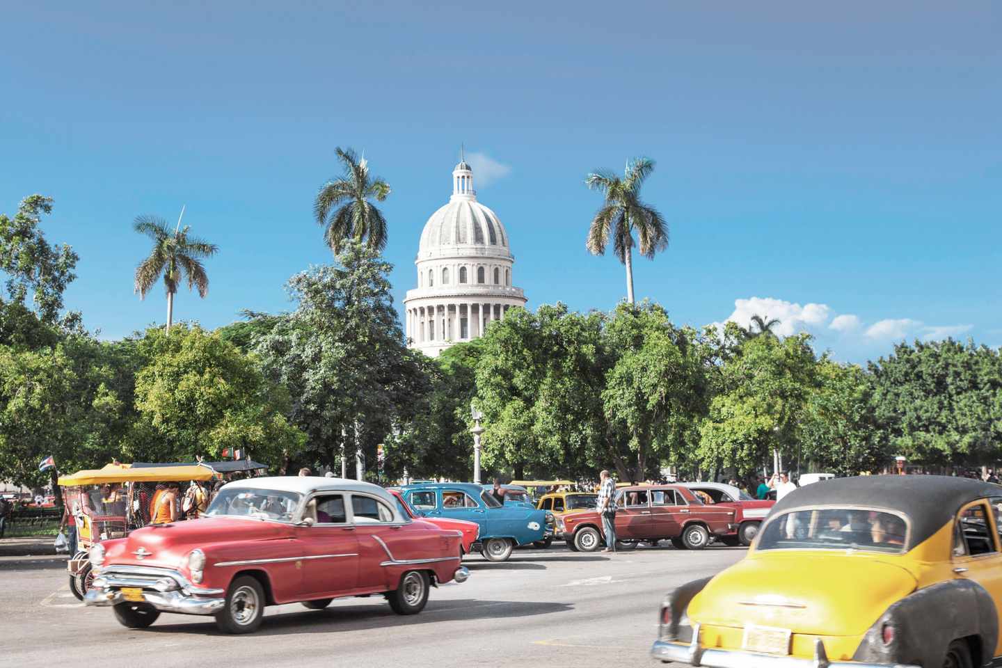 karibik-kuba-havana-altstadt-oldtimer-g-464581224.jpg