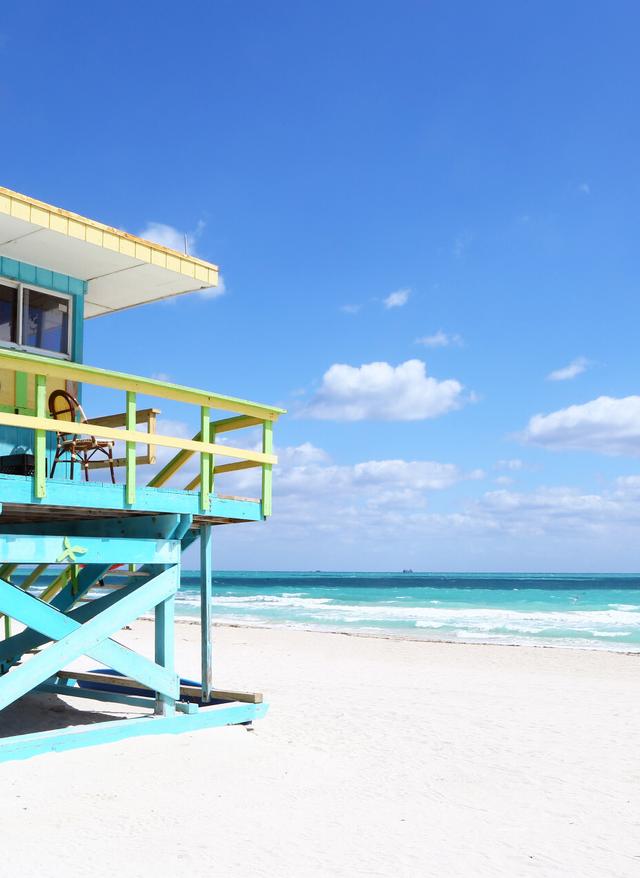 10 Stunden Direktflug Miami Beach Rettungsschwimmerhaus