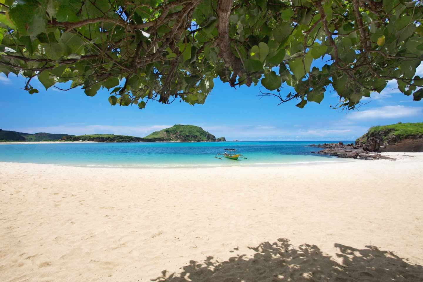 indonesien-lombok-mandalika_beach-fb.jpg