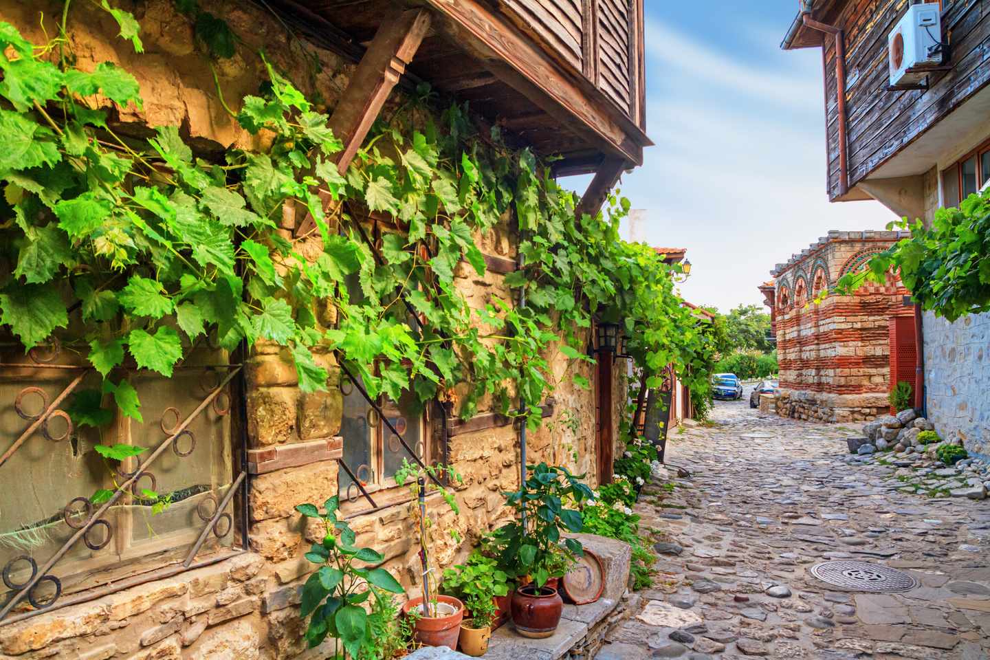 bulgarien-nessebar-altstadt-haeuser-straße-g-1362235167.jpg