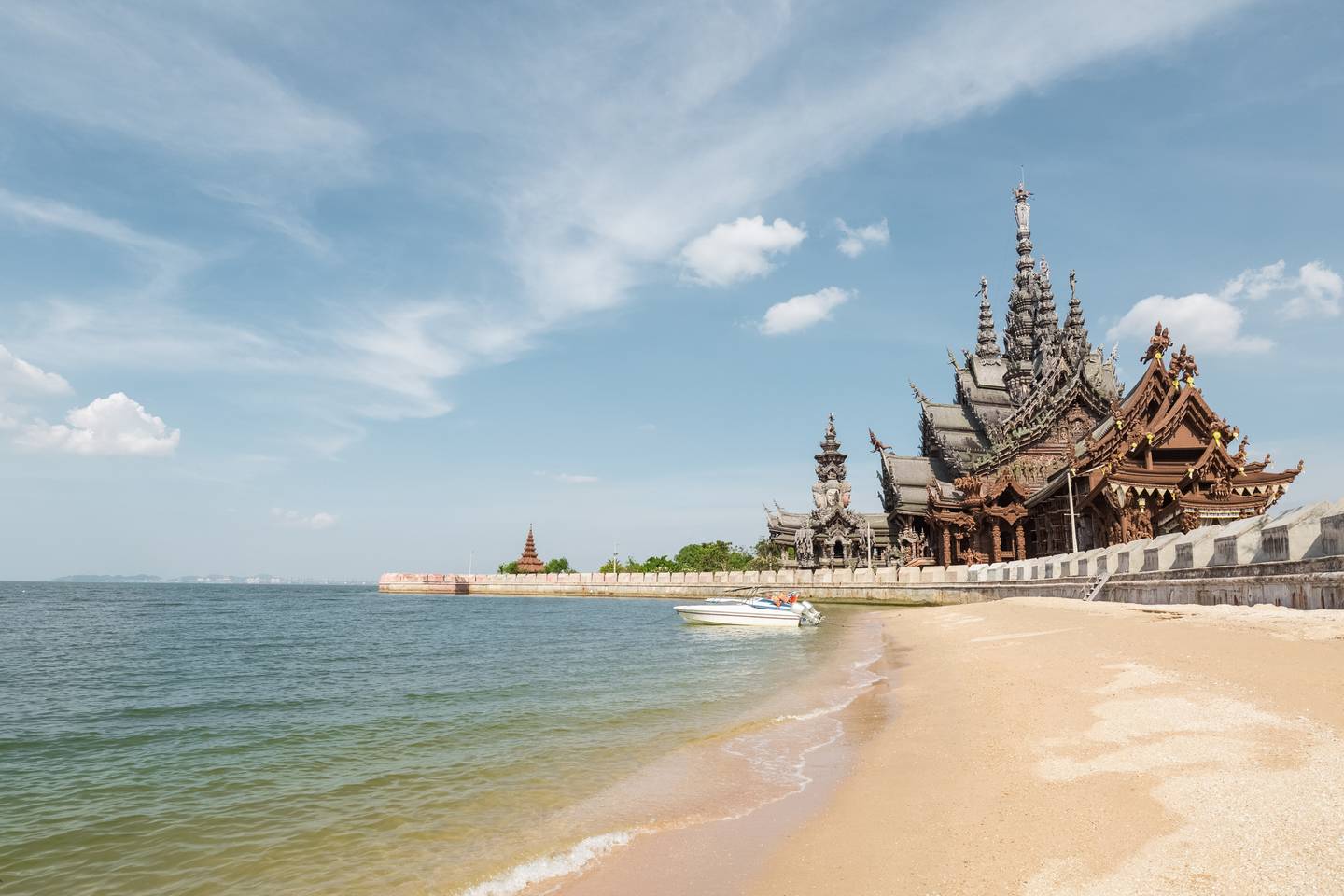 Thailand-pattaya-sanctury-of-truth-tempel-g-503624320.jpg